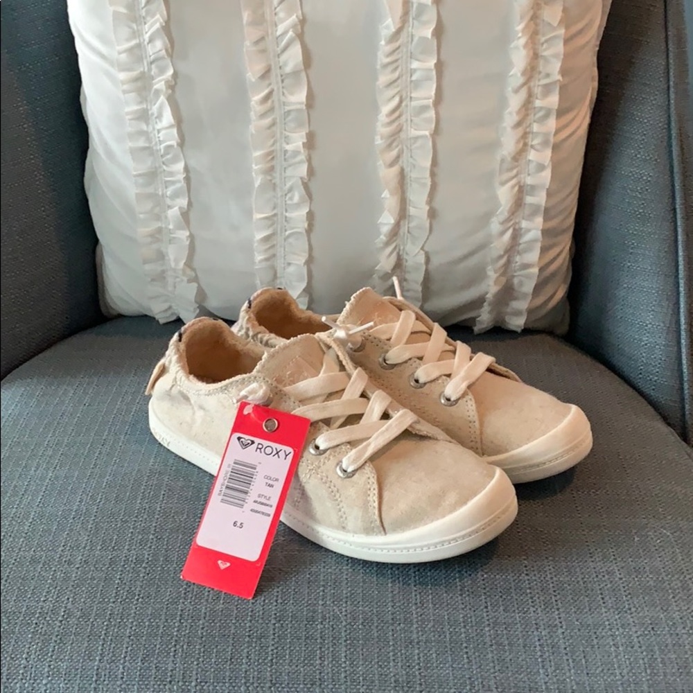 Roxy Bayshore III Slip-On Tan Sneaker 6.5 women